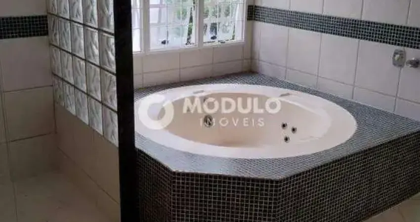 Casa residencial para locação, bairro jardim inconfidência