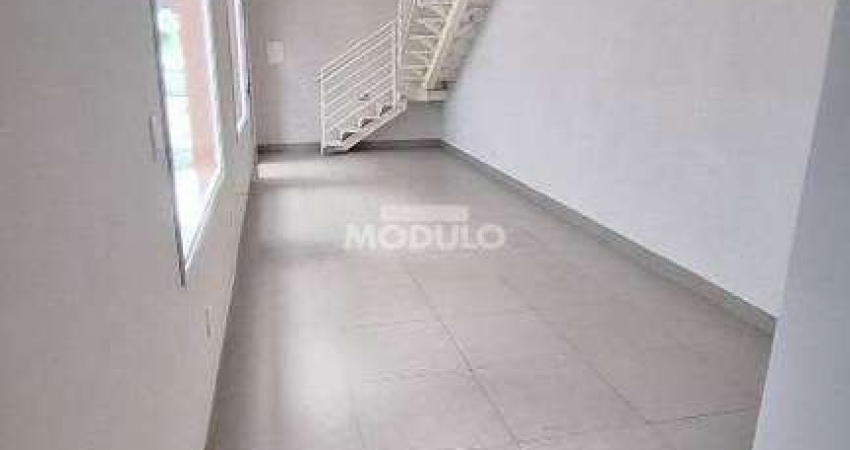 Ponto comercial para alugar na Avenida Floriano Peixoto, --, Centro, Uberlândia