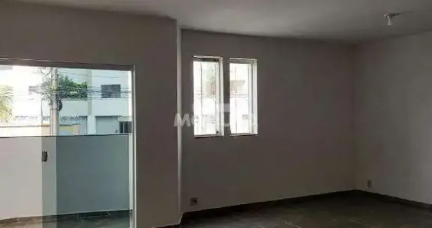 Apartamento com 3 quartos à venda na Rua Guajajaras, --, Saraiva, Uberlândia