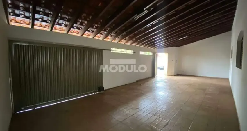 Casa com 3 quartos à venda na Rua Antônio Marciano de Ávila, --, Santa Mônica, Uberlândia