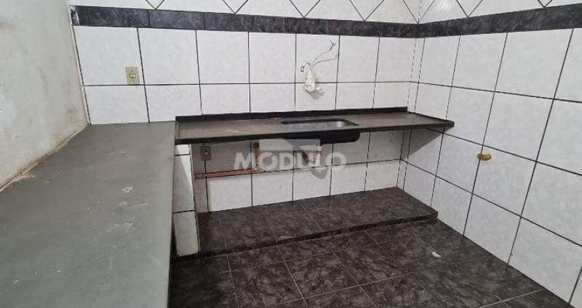 Sala comercial para alugar na Rua das Papoulas, --, Cidade Jardim, Uberlândia