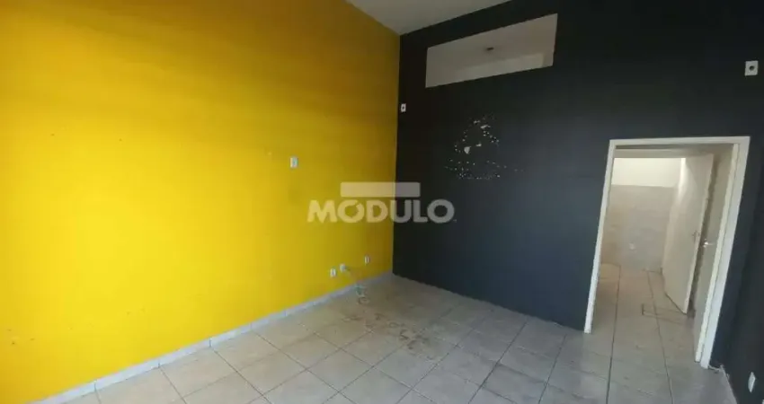 Ponto comercial para alugar na Avenida João Naves de Ávila, --, Centro, Uberlândia