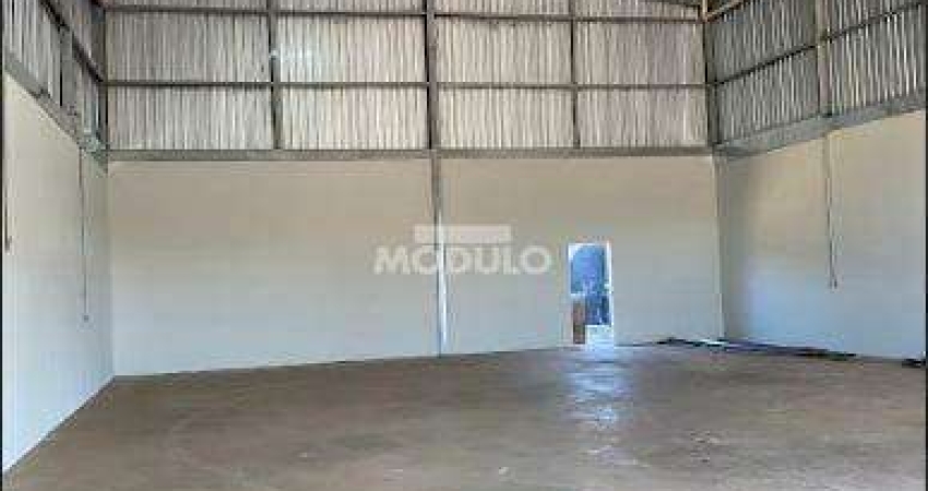 Galpão/Depósito/Barracão à venda, Laranjeiras - Uberlândia/MG