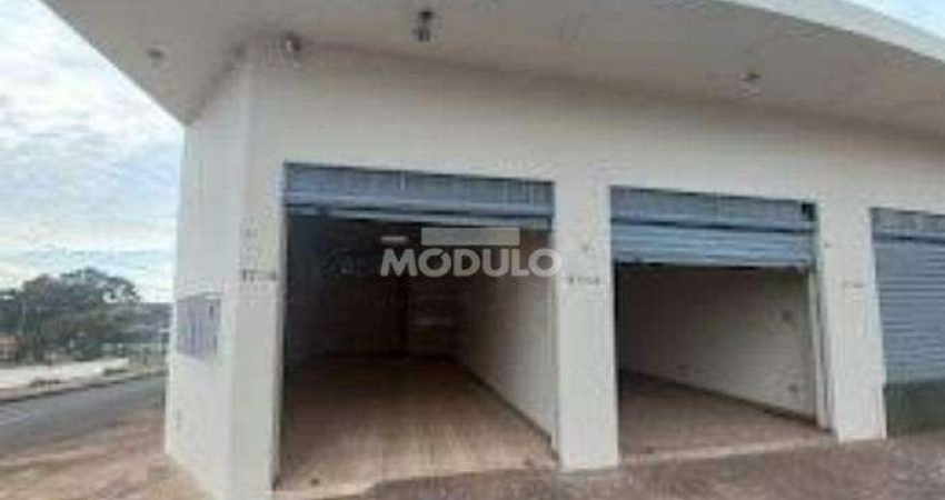 Sala comercial para alugar na Avenida Cleanto Vieira Gonçalves, --, Santa Rosa, Uberlândia