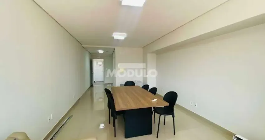Sala comercial para alugar na Rua Rio de Janeiro, --, Brasil, Uberlândia