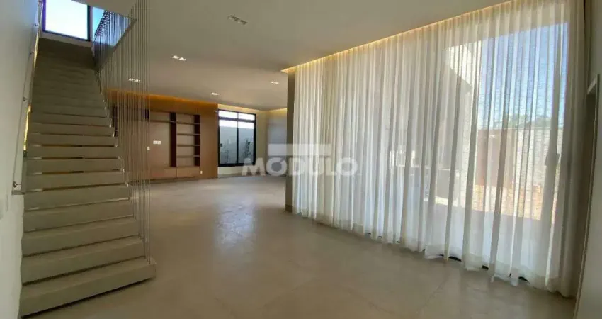 CASA DE CONDOMÍNIO à venda, 4 quartos, 4 suítes, 3 vagas, JARDIM SUL - Uberlândia/MG
