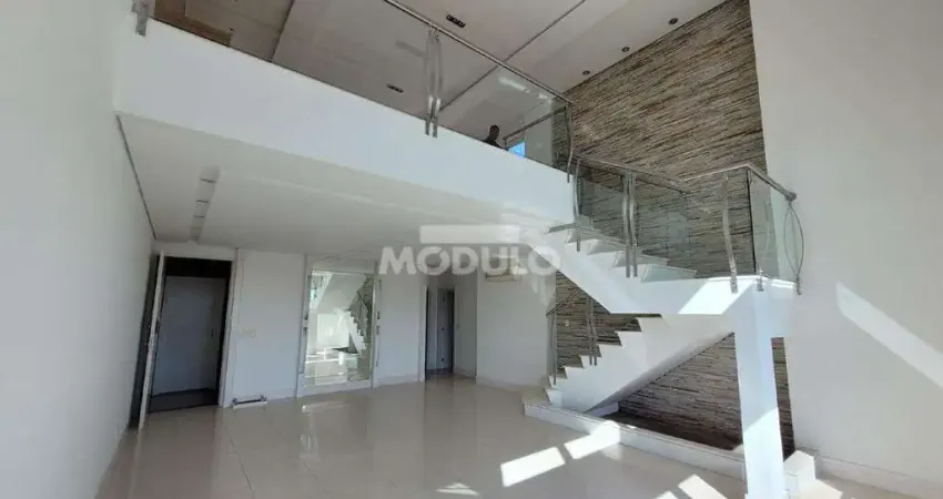COBERTURA DUPLEX à venda, 3 quartos, 3 suítes, 4 vagas, FUNDINHO - Uberlândia/MG