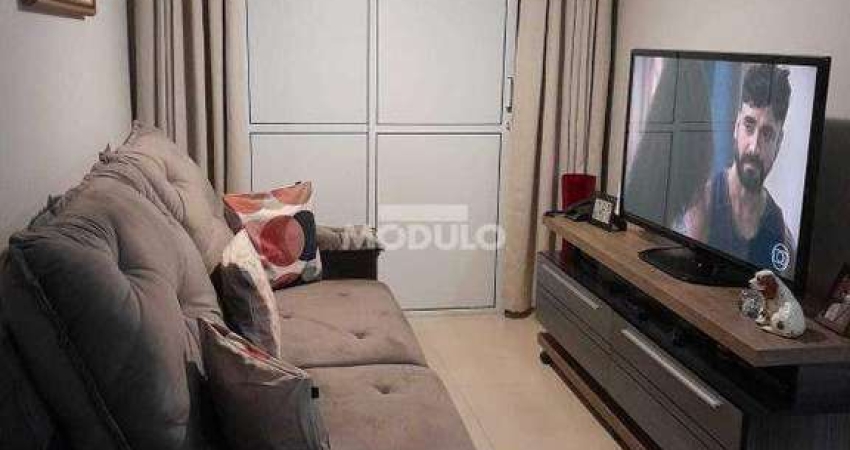 APARTAMENTO à venda, 2 quartos, 1 suíte, 1 vaga, Jardim Europa - Uberlândia/MG