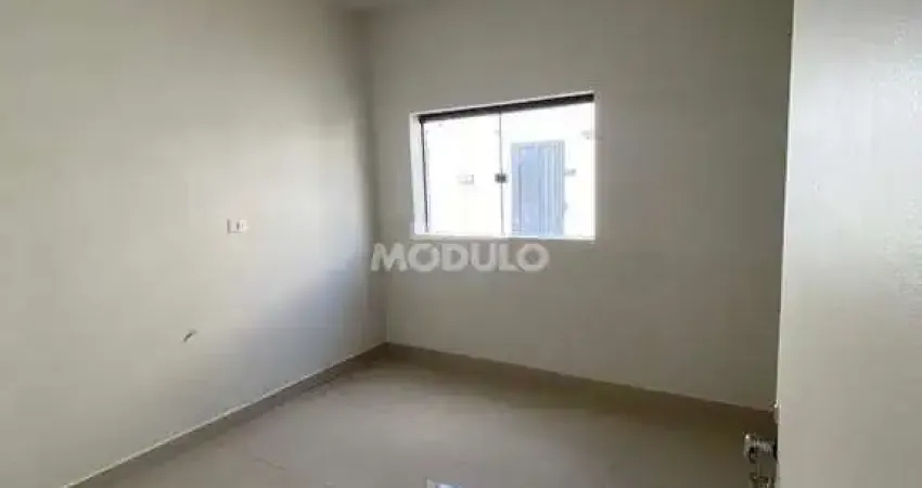 Excelente Casa com Fino Acabamento Santa monica