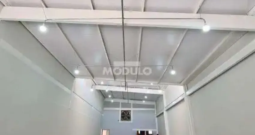 Ponto comercial para alugar na Avenida Floriano Peixoto, --, Centro, Uberlândia