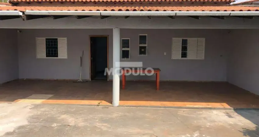 Casa com 2 quartos à venda na Rua Porto Primavera, --, Granada, Uberlândia