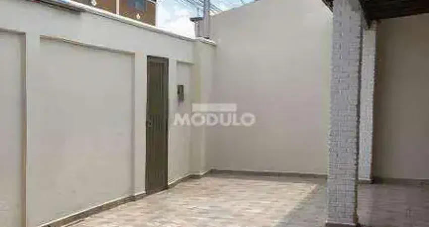 Casa residencial para locação, bairro Jardim Brasília