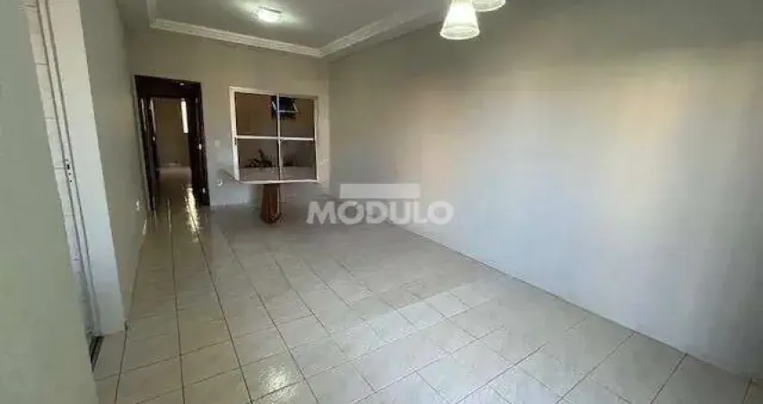 Apartamento com 3 quartos à venda na Avenida Doutor Laerte Vieira Gonçalves, --, Conjunto Segismundo Pereira, Uberlândia