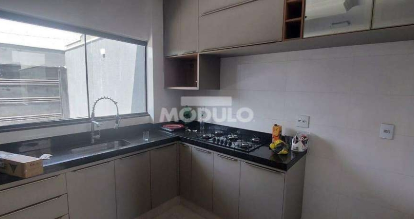 Casa Residencial para locação no Novo Mundo com 3 quartos