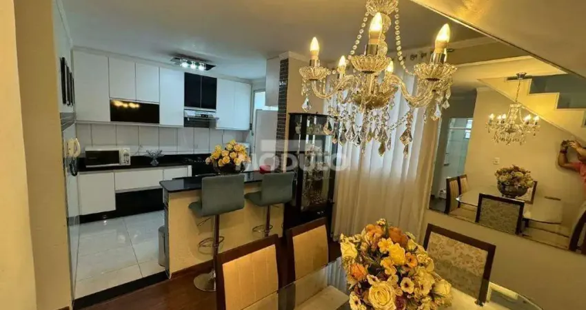 Cobertura com 2 quartos à venda na Rua Romenos Simão, --, Santa Mônica, Uberlândia