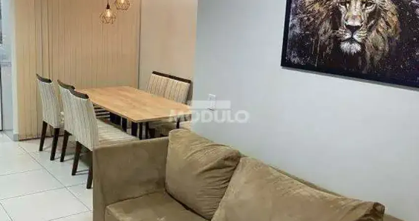 APARTAMENTO à venda, 2 quartos, 1 suíte, 1 vaga, Martins - Uberlândia/MG