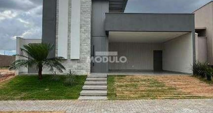 Casa em condomínio fechado com 3 quartos à venda na Avenida Vereador Carlito Cordeiro, --, Jardim Botânico, Uberlândia
