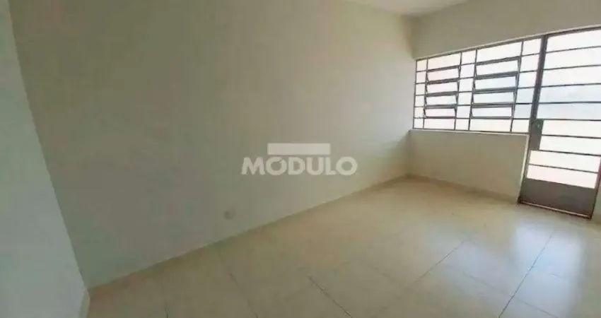 Apartamento residencial para locação no Centro da Cidade
