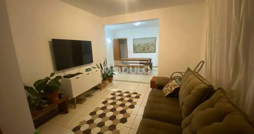 Apartamento com 3 quartos à venda na Avenida Alexandre Ribeiro Guimarães, --, Saraiva, Uberlândia