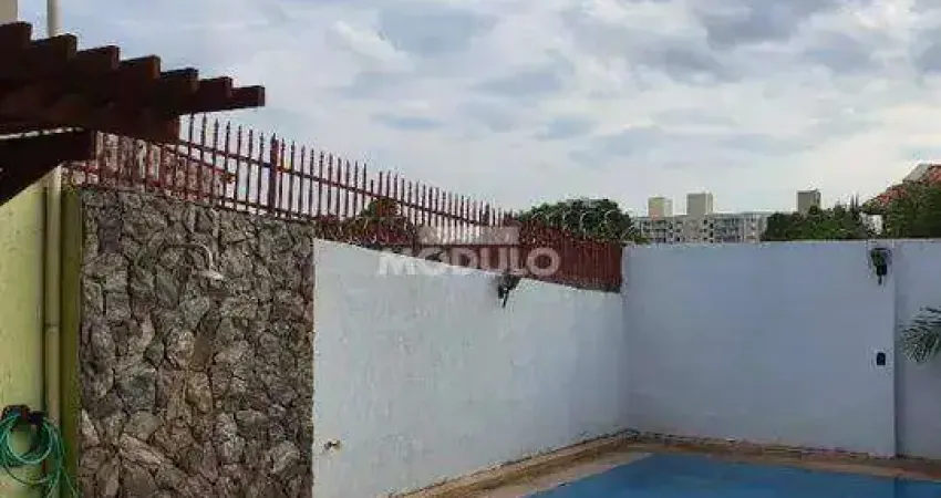 Excelente Casa com Area de lazer e Piscina Daniel Fonseca