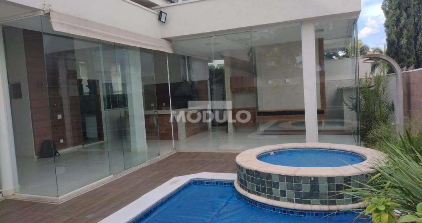 Casa residencial em condomínio para locação, bairro Jardim das Palmeiras