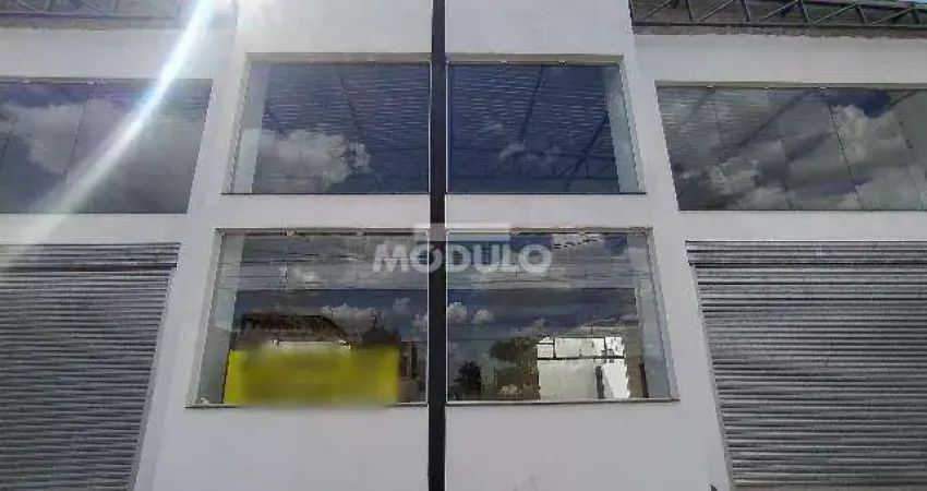 Galpão para locação no Alto Umuarama