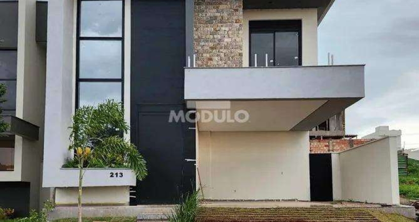 CASA DE CONDOMÍNIO à venda, 4 quartos, 2 suítes, 4 vagas, GRANJA MARILEUSA - Uberlândia/MG