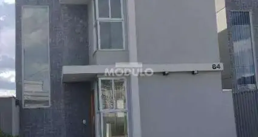 Casa em condomínio fechado com 3 quartos para alugar na Avenida Jasmim do Campo, --, Bosque dos Buritis, Uberlândia