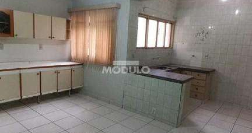 APARTAMENTO à venda, 2 quartos, 1 suíte, 1 vaga, NOSSA SENHORA APARECIDA - Uberlândia/MG