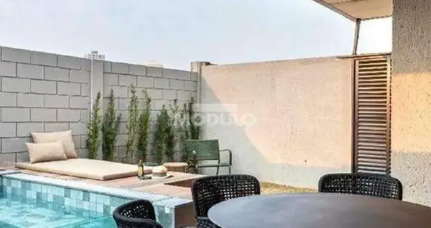 CASA DE CONDOMÍNIO à venda, 3 quartos, 1 suíte, 2 vagas, Shopping Park - Uberlândia/MG