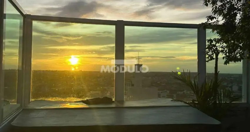 COBERTURA DUPLEX à venda, 5 quartos, 5 suítes, 4 vagas, Martins - Uberlândia/MG