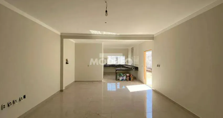CASA RESIDENCIAL à venda, 3 quartos, 1 suíte, 2 vagas, BOSQUE DOS BURITIS - Uberlândia/MG