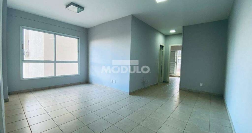 Apartamento na regiao central com 2 quartos, 70 mts privativos