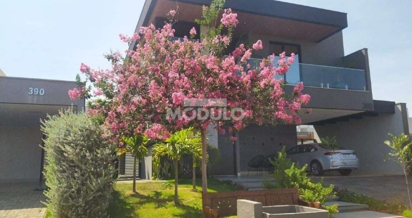 CASA RESIDENCIAL à venda, 6 quartos, 6 suítes, 4 vagas, GRANJA MARILEUSA - Uberlândia/MG