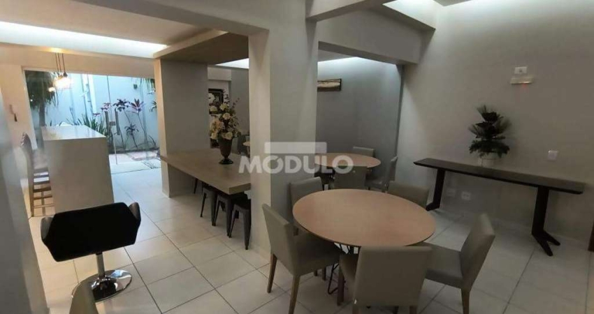 Apartamento residencial para locação bairro Saraiva com 3 quartos