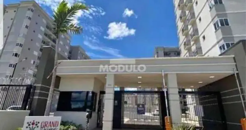 APARTAMENTO à venda, 3 quartos, 1 suíte, 2 vagas, GRAND VILLE - Uberlândia/MG