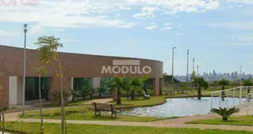 Terreno em condomínio fechado à venda na Avenida Argemiro Evangelista Ferreira, --, Shopping Park, Uberlândia