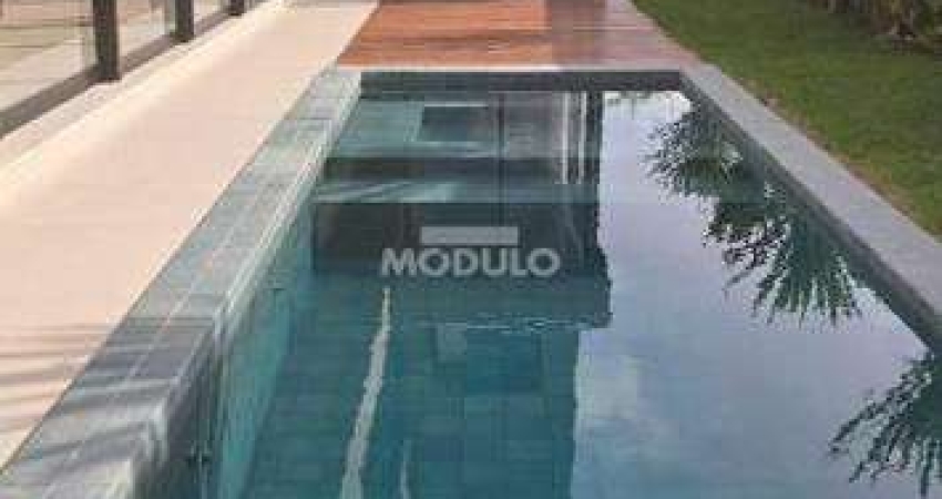 Casa em condomínio fechado com 3 quartos à venda na Avenida das Copaibas, --, Gávea, Uberlândia