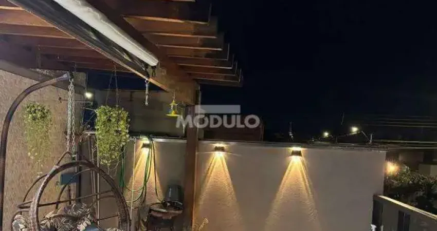 Sobrado no Martins , 3 quartos, suite, espaço gourmet