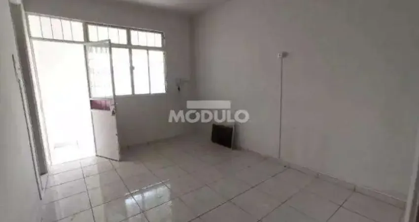 Casa Residencial/Comercial para locação no Centro