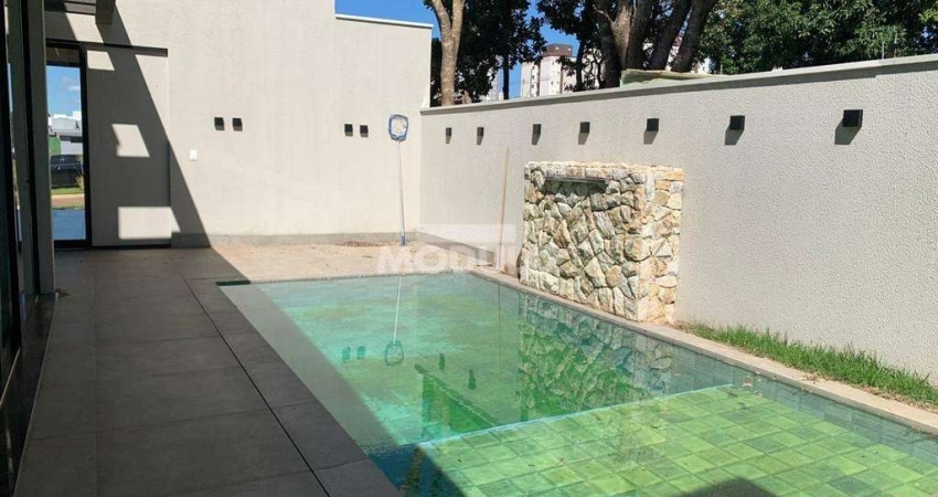 Excelente Casa de Luxo em Condominio Arts, 3 suites, espaço gourmet com piscina