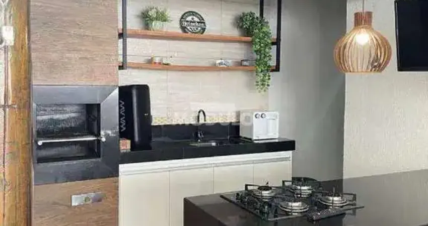 SOBRADO à venda, 2 quartos, 2 vagas, JARDIM HOLANDA - Uberlândia/MG