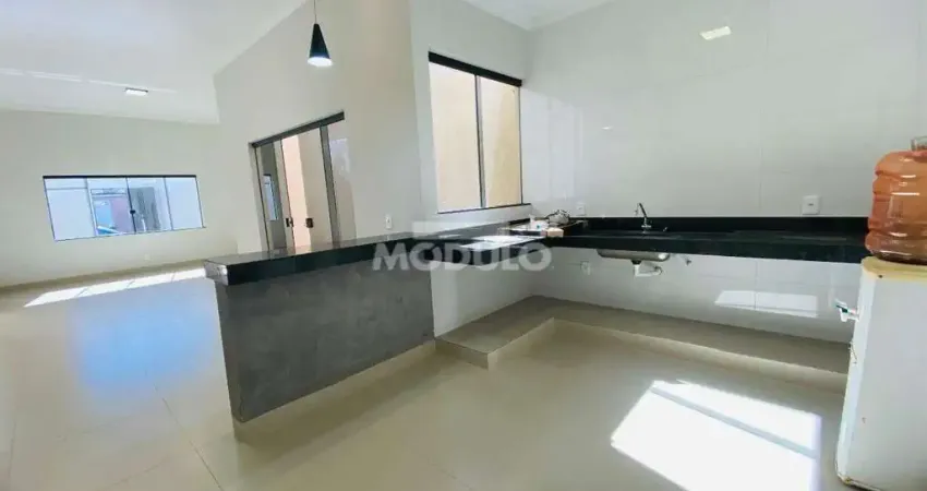 CASA RESIDENCIAL à venda, 31 quartos, 1 suíte, 2 vagas, JARDIM IPANEMA - Uberlândia/MG