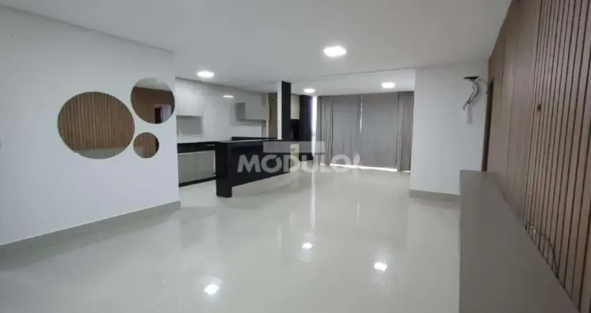 Apartamento para locação bairro Granada com 3 quartos