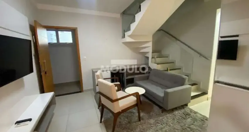 COBERTURA DUPLEX para aluguel, 3 quartos, 2 suítes, 2 vagas, LIDICE - Uberlândia/MG