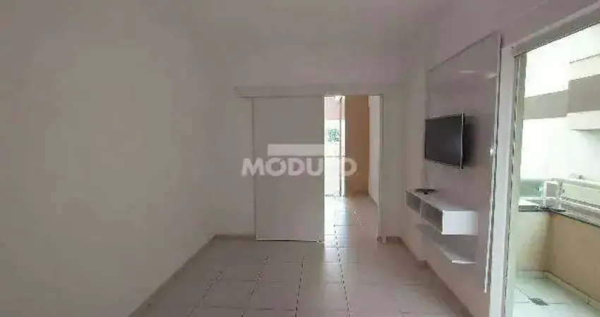 Apartamento mobiliado para locação bairro Santa Mônica com 1 quarto