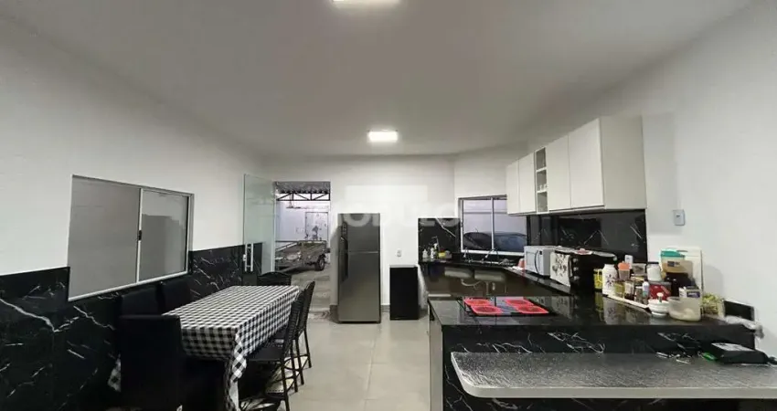 CASA RESIDENCIAL à venda, 3 quartos, 2 suítes, 5 vagas, JARDIM BOTANICO - Uberlândia/MG