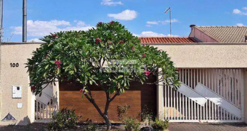 Casa residencial para locação, bairro Vigilato Pereira com 3 quartos