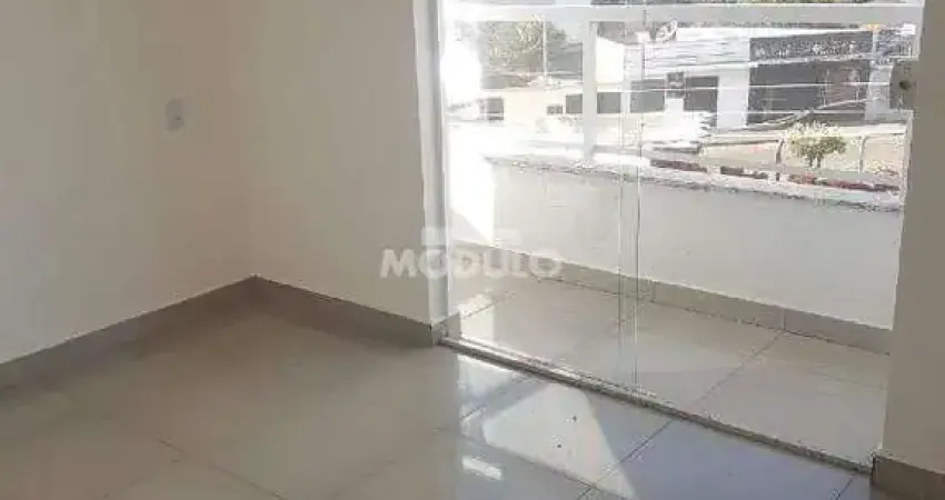 Apartamento TUBALINA , 2 quartos, suite, sacada, 51 mts privativos
