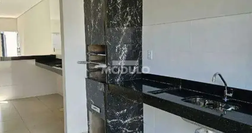 CASA RESIDENCIAL à venda, 2 quartos, 1 suíte, 2 vagas, Shopping Park - Uberlândia/MG